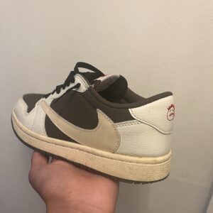 travis scott mochas jordan size 9 brand new never worn