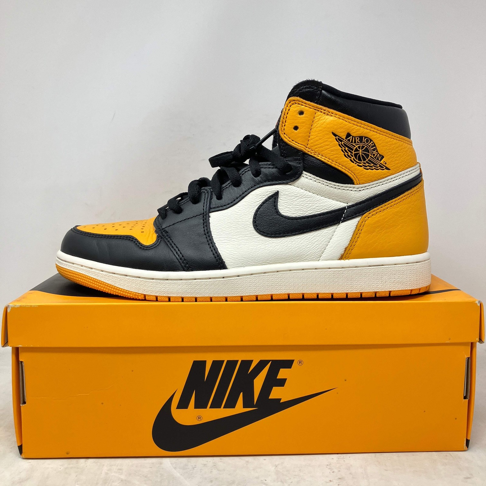 size 12 men jordan 1 retro high og taxi pre owned 555088 711 size 12 men jordan 1 retro high og taxi pre owned 555088 711