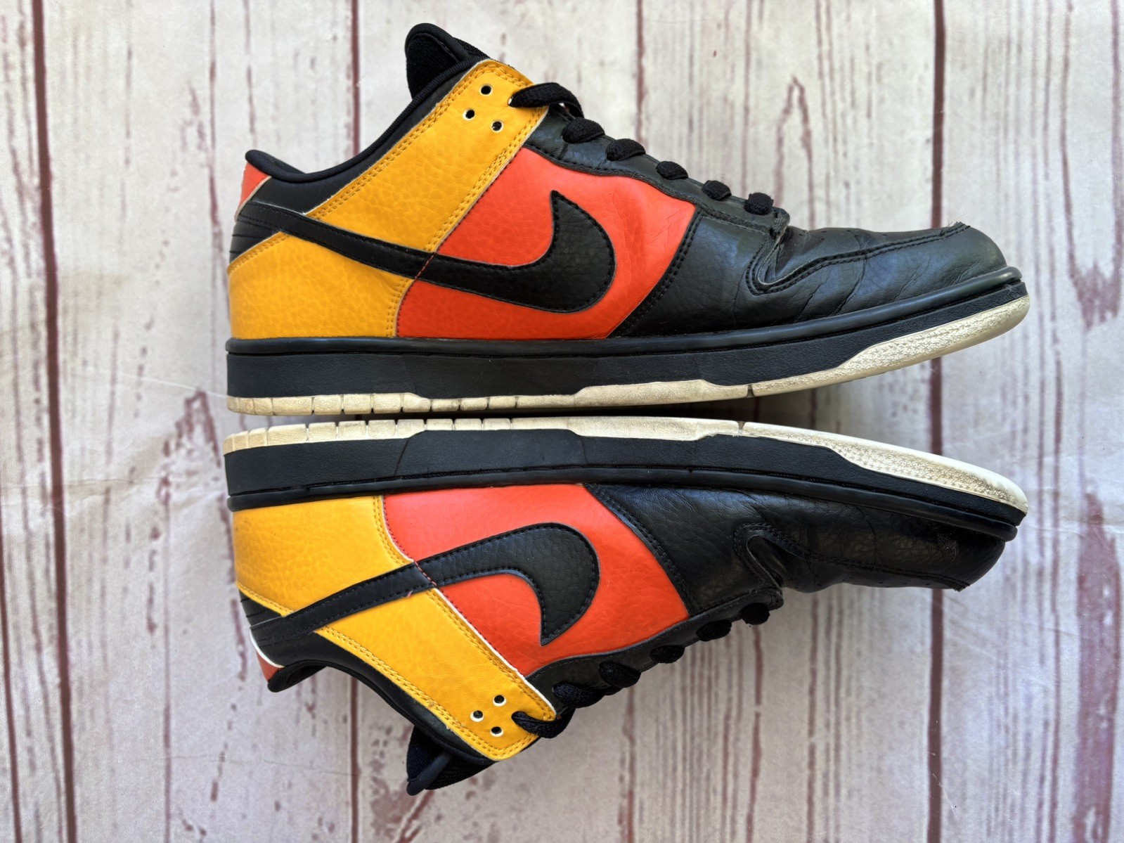 size 13 nike dunk pro sb low raygun 2005 | 304292 803 | no box size 13 nike dunk pro sb low raygun 2005 | 304292 803 | no box