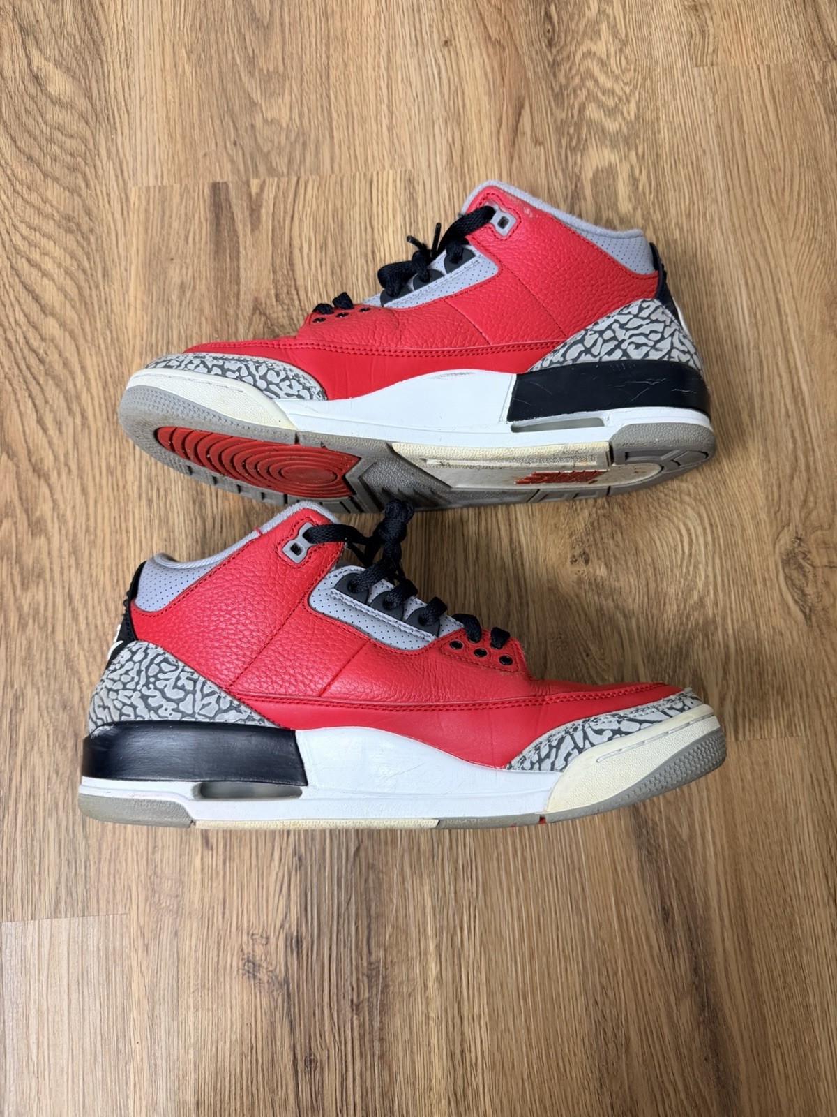 jordan 3 unite retro size 9.5 used no box jordan 3 unite retro size 9.5 used no box