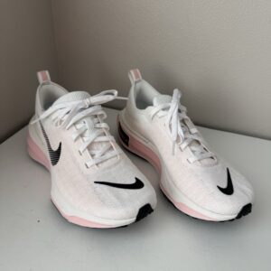 nike zoomx invincible run fk 3 size women’s 7.5