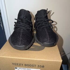 adidas yeezy boost 350 v2 size 9 bred black red cp9652