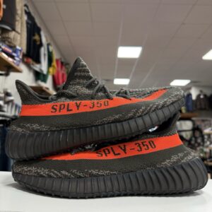 size 11 adidas yeezy boost 350 v2 low carbon beluga (hq7045)