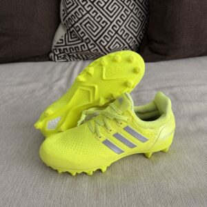 adidas ultraboost football cleats solar yellow men’s size 9.5 highlighter jp7413