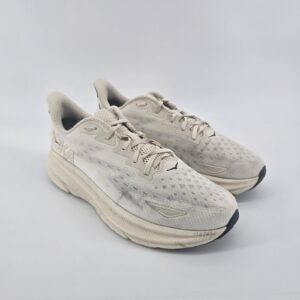 hoka one one clifton 9 oat milk running shoes mens size 11d 1127895ost