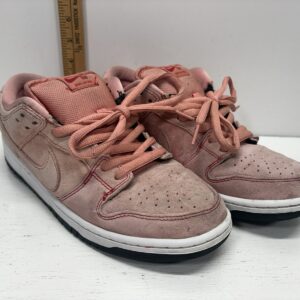 nike sb dunk low pink pig | size 9 mens us | ships fast!