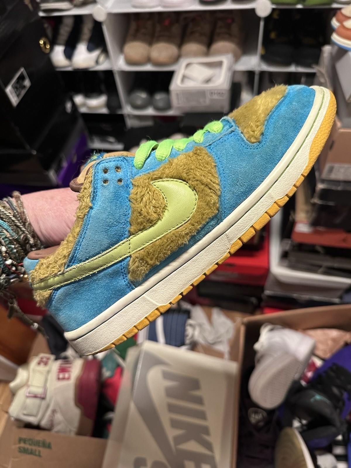 size 8.5 nike sb low three bears baby bear legit checked rare! size 8.5 nike sb low three bears baby bear legit checked rare!