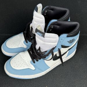 nike air jordan 1 retro high og “university blue” men’s size 10.5, used good