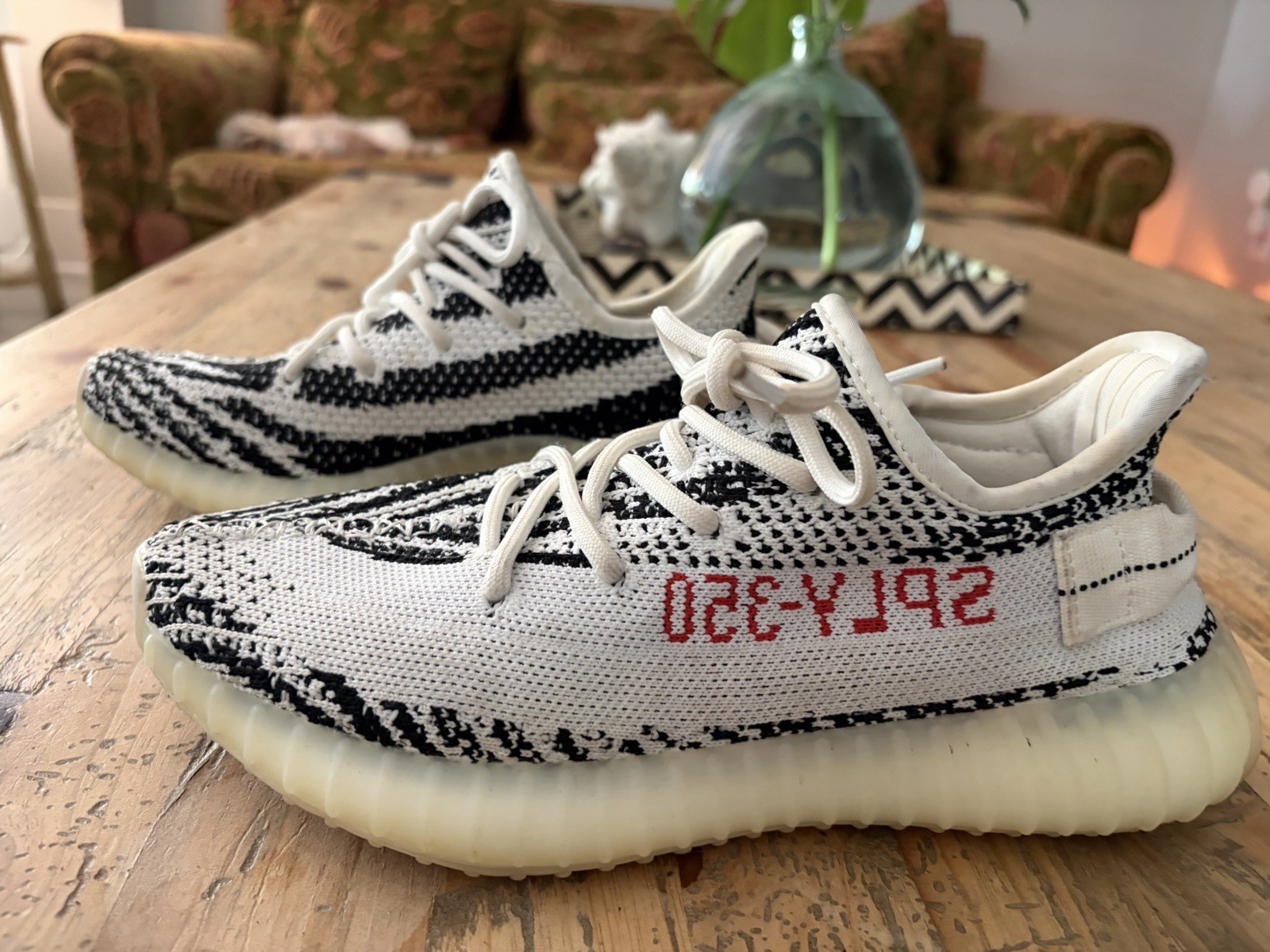adidas yeezy boost 350 v2 zebra cp9654 men’s size 7 kanye west shoes white adidas yeezy boost 350 v2 zebra cp9654 men’s size 7 kanye west shoes white