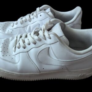 nike air force one triple white men’s size 11.5 cw2288 111
