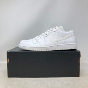 jordan 1 low triple white brand new 553558 136