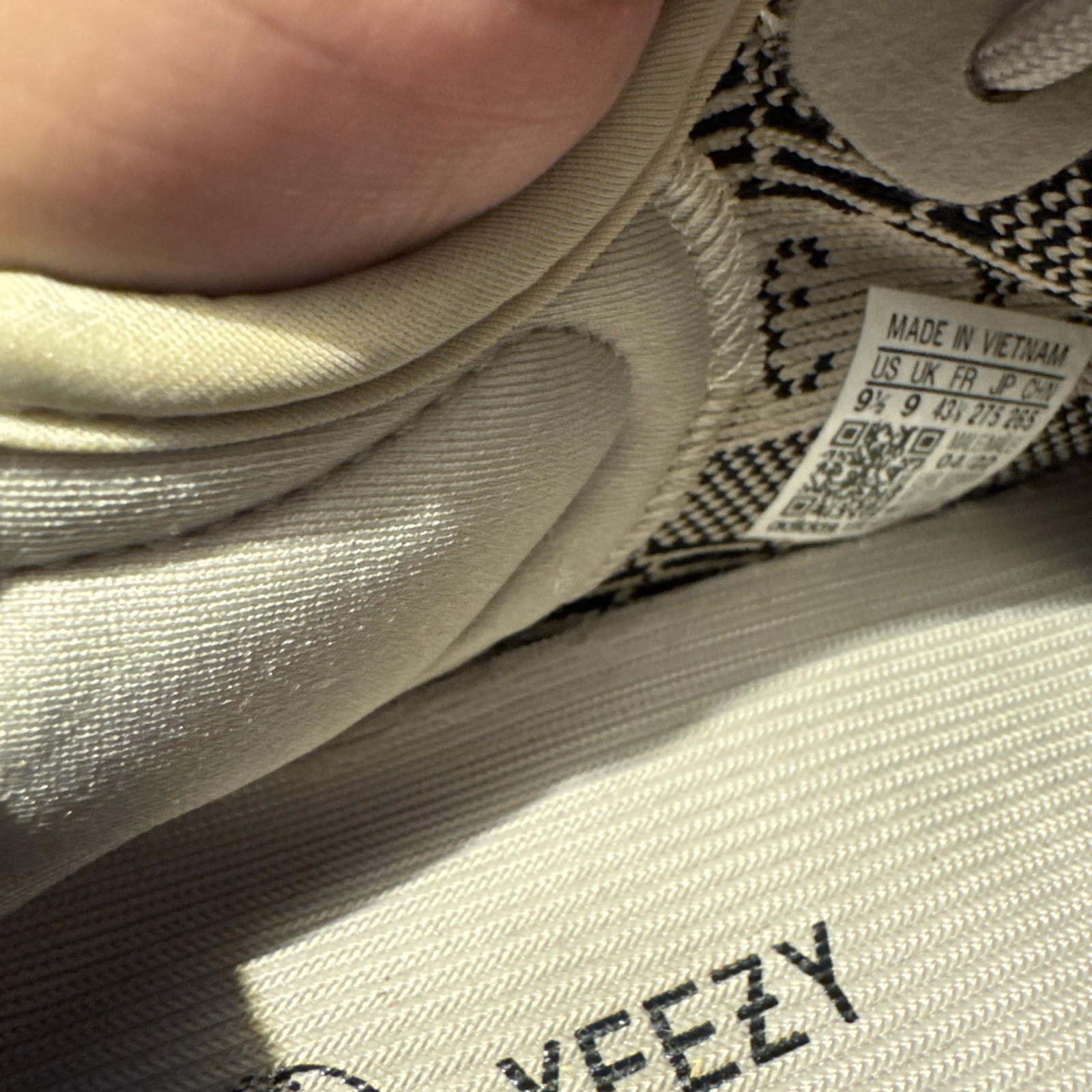 adidas yeezy boost 350 v2 slate hp7870 size 9.5 men's adidas yeezy boost 350 v2 slate hp7870 size 9.5 men's