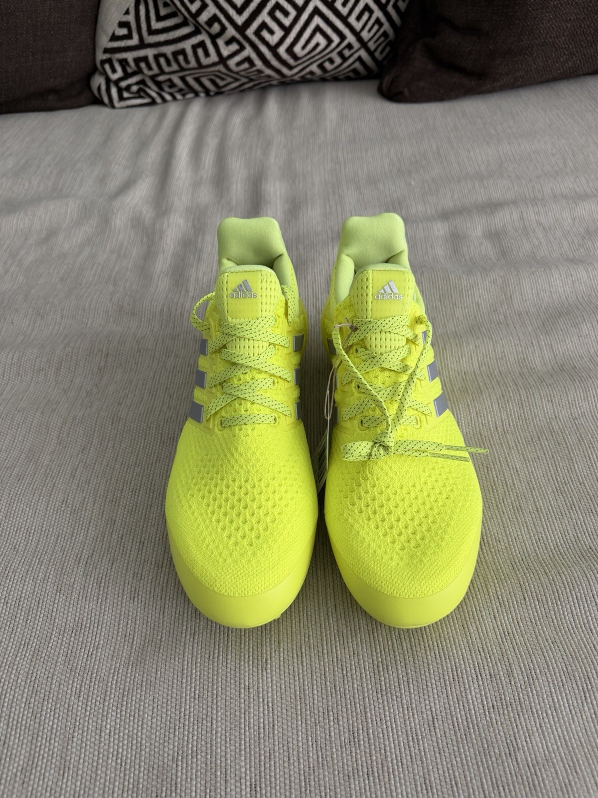 adidas ultraboost football cleats solar yellow men’s size 9.5 highlighter jp7413 adidas ultraboost football cleats solar yellow men’s size 9.5 highlighter jp7413