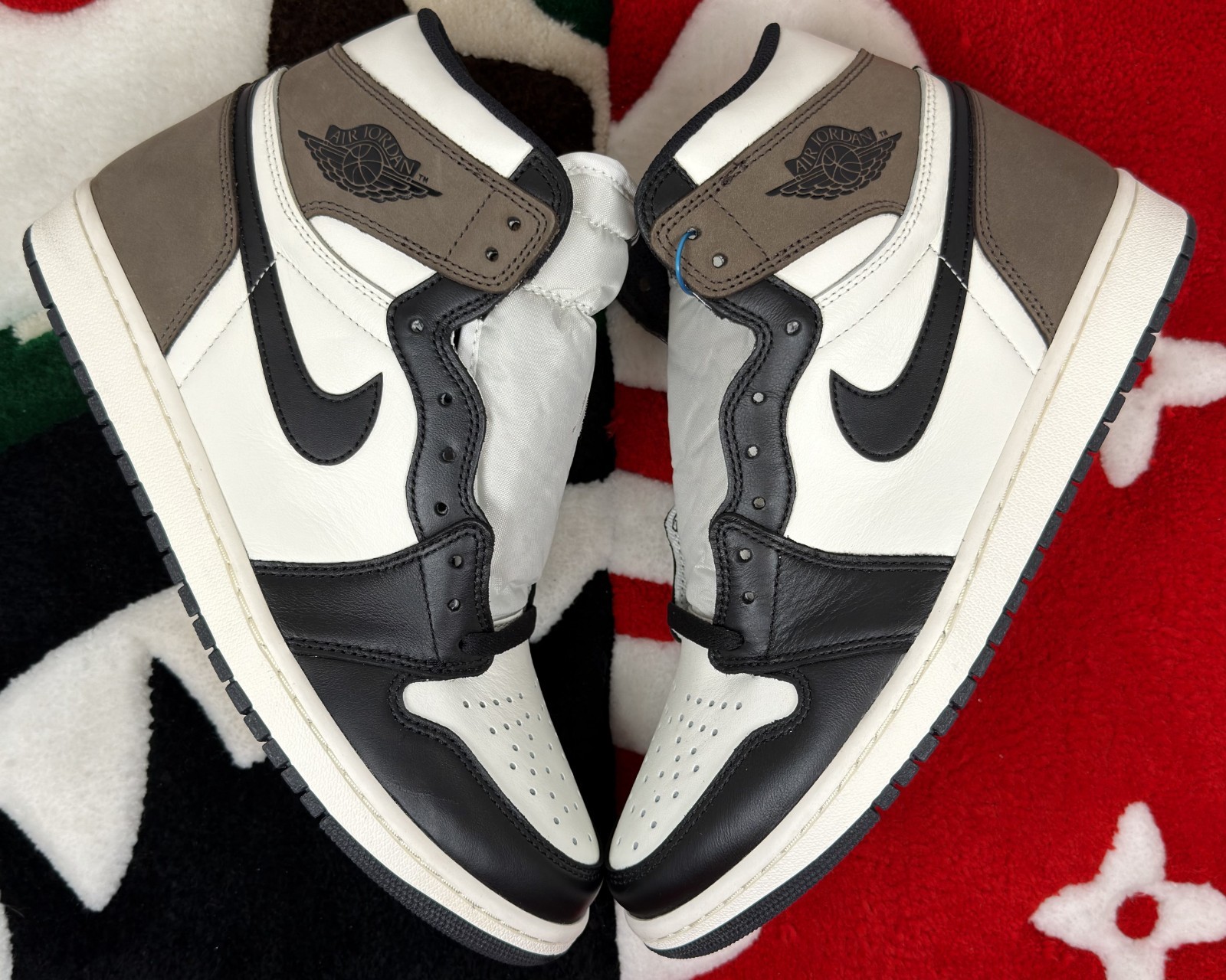 nike air jordan 1 retro high dark mocha men's 10.5 555088 105 nike air jordan 1 retro high dark mocha men's 10.5 555088 105