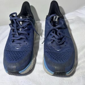 hoka one one clifton 7 sneakers men’s shoes size 10.5 (read description)