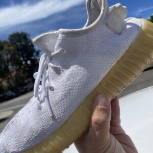 adidas yeezy boost 350 v2 low cream white / triple white size 10
