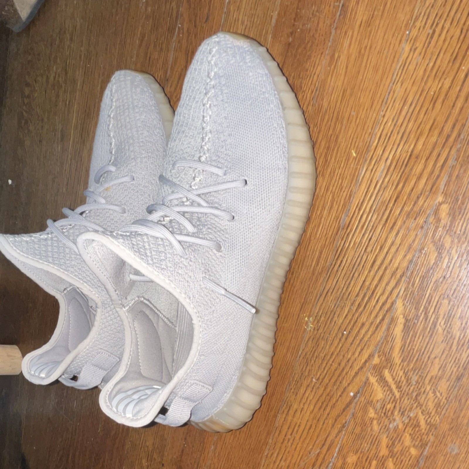 adidas yeezy boost 350 v2 cream white/triple white primeknit cp9366 adidas yeezy boost 350 v2 cream white/triple white primeknit cp9366