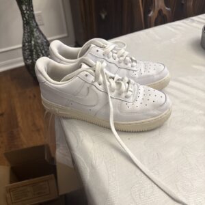 nike air force 1 low ’07 white sneakers us 8 / eu 39 white leather