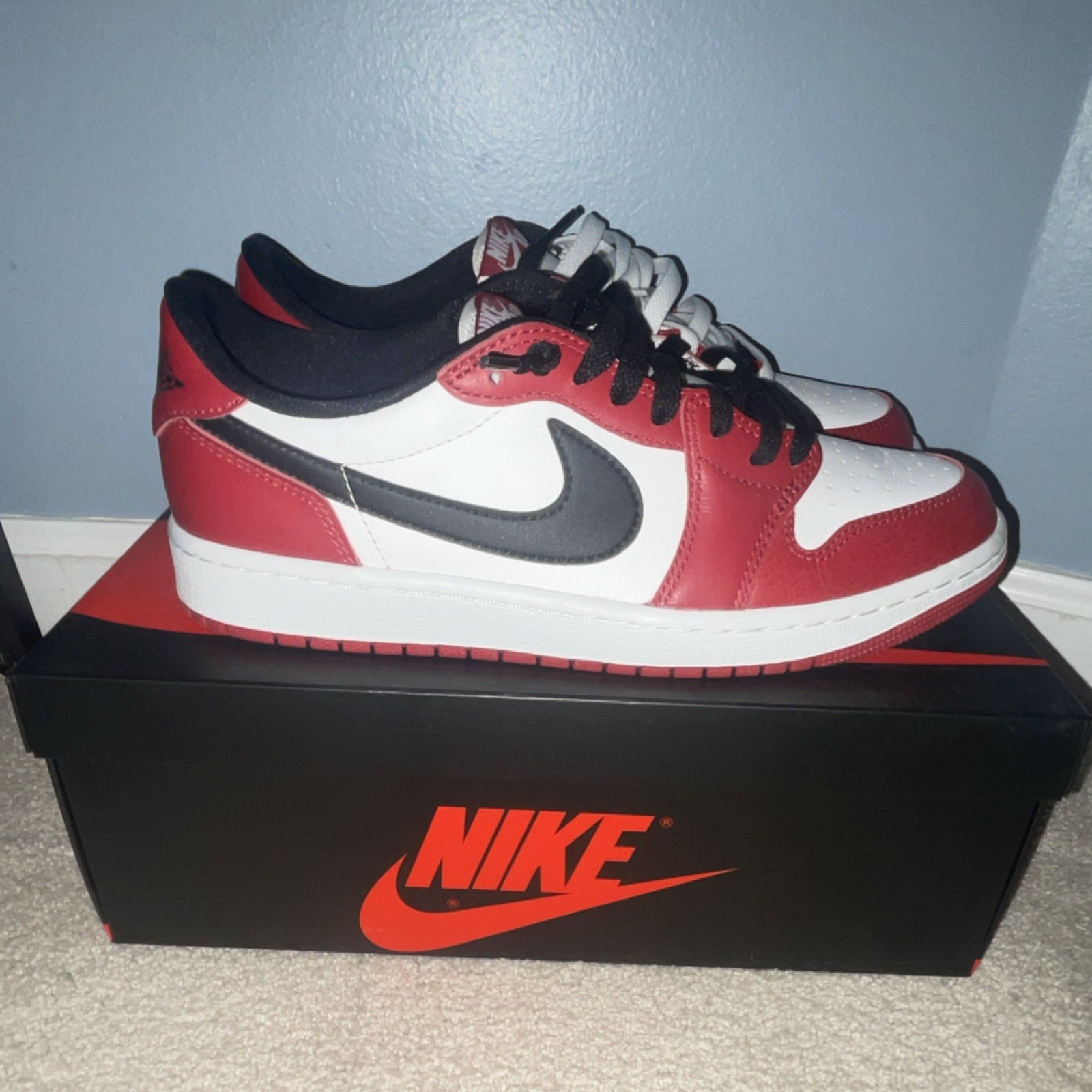 jordan air jordan 1 retro low og chicago 2025 sneakers hq6998 600 jordan air jordan 1 retro low og chicago 2025 sneakers hq6998 600