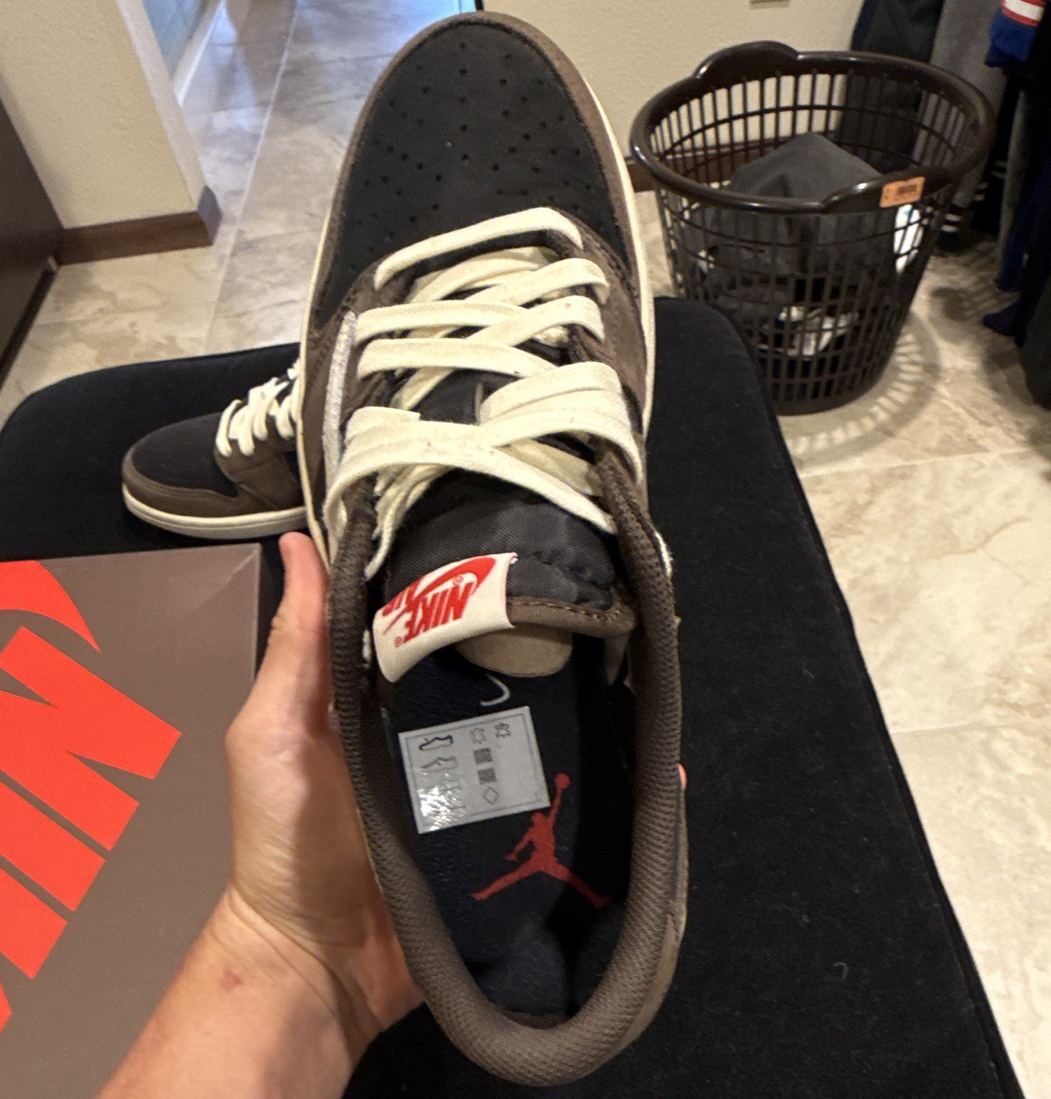 jordan air jordan 1 low og sp travis scott "mocha" leather cq4277 001 jordan air jordan 1 low og sp travis scott "mocha" leather cq4277 001