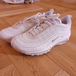 air max 97 men's running sneaker triple white/wolf gray, size 9.5