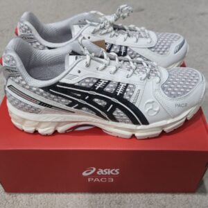asics gel kayano 12.1 cream/black men's low pace