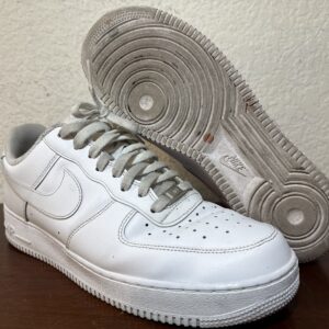 nike air force 1 '07 low mens size 10.5 white athletic lifestyle shoes sneakers