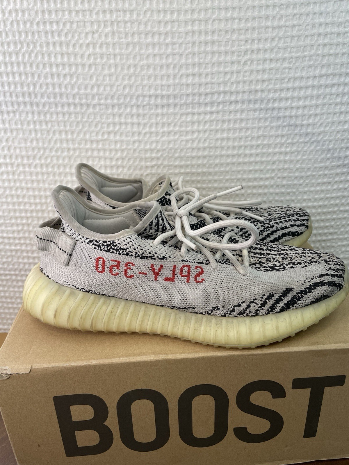 adidas yeezy boost 350 v2 zebra cp9654 sneakers shoes men’s size 8.5 with box adidas yeezy boost 350 v2 zebra cp9654 sneakers shoes men’s size 8.5 with box
