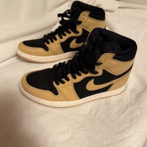 nike air jordan 1 retro high og heirloom tan/black lace up 2022 555088 202 sz7