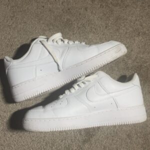 nike air force 1 '07 low top triple white men's sneakers [ size 8.5 us ]