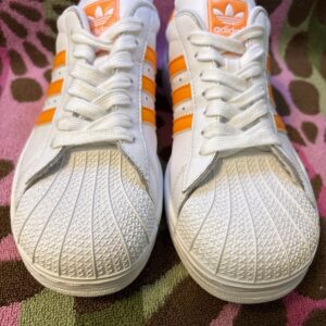adidas superstar sneakers low top,cloud white/ orange, size ms 6/ws 8,euc.