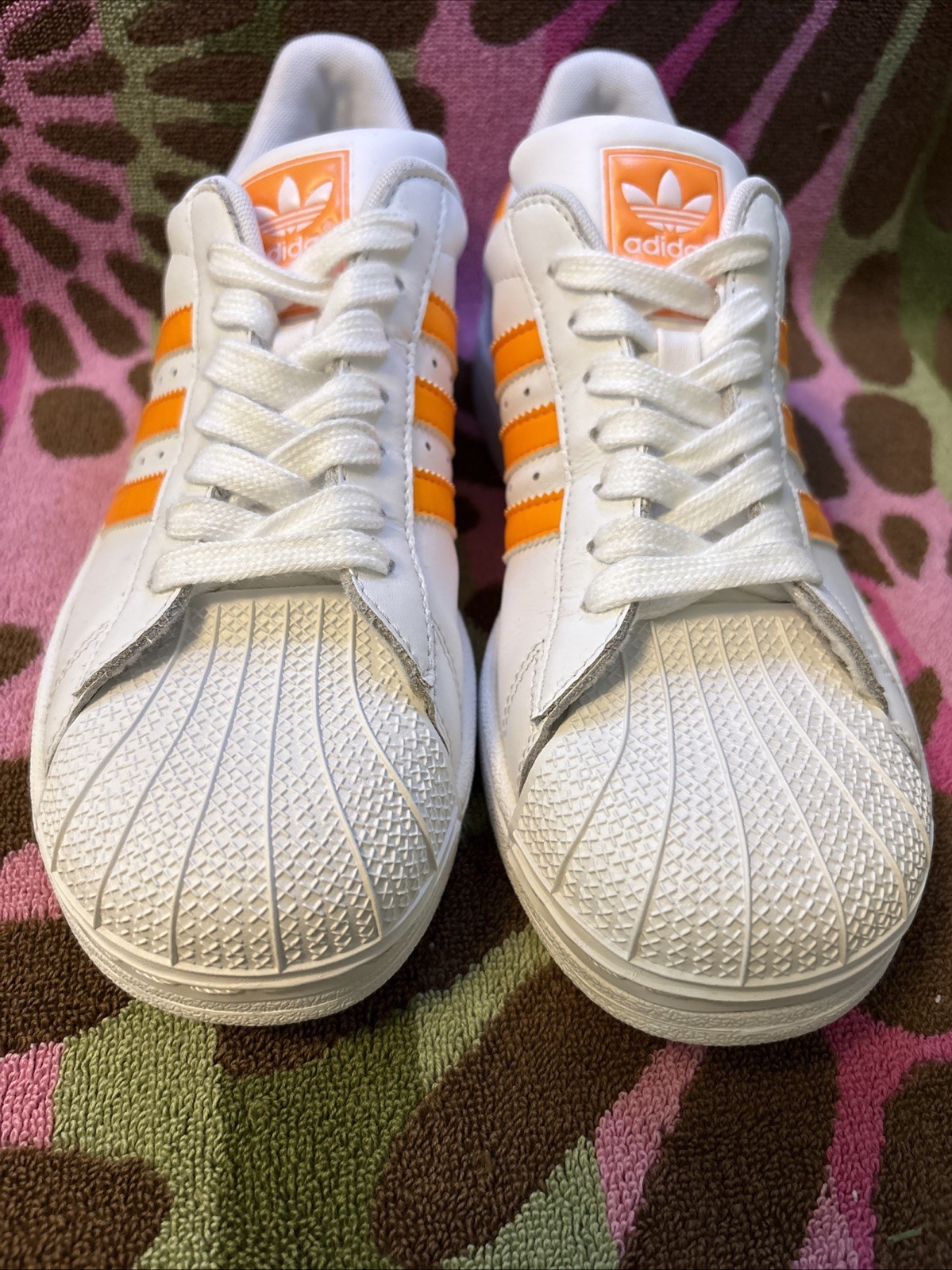 adidas superstar sneakers low top,cloud white/ orange, size ms 6/ws 8,euc. adidas superstar sneakers low top,cloud white/ orange, size ms 6/ws 8,euc.
