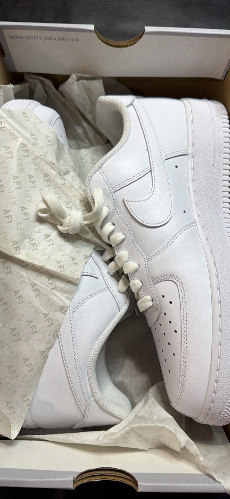 new ~ nike air force 1 'triple white' mens size 9 cw2288 111 new ~ nike air force 1 'triple white' mens size 9 cw2288 111