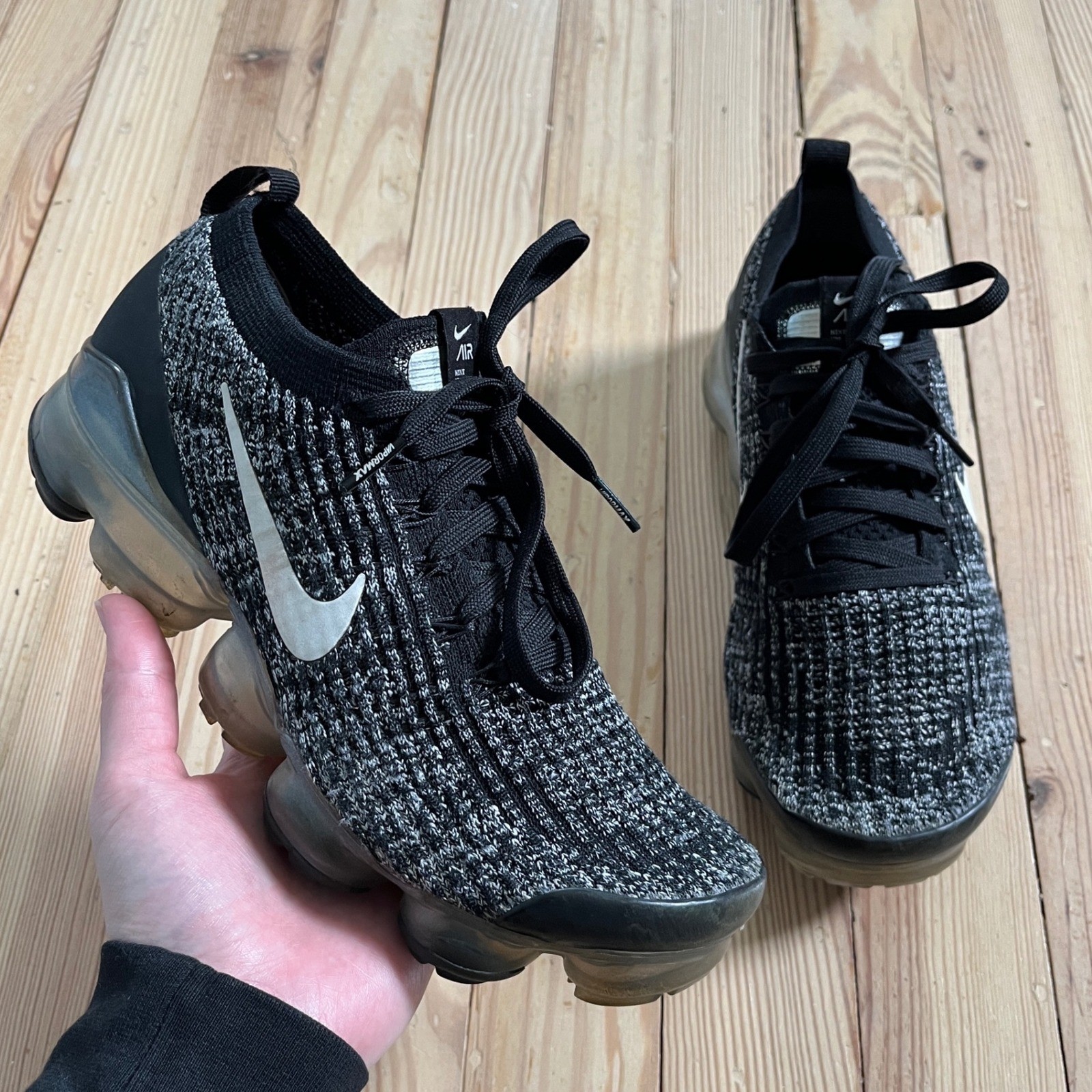 nike air vapormax flyknit 3 black white oreo aj6900 002 mens 7.5 running shoes nike air vapormax flyknit 3 black white oreo aj6900 002 mens 7.5 running shoes