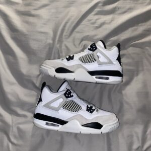 size 4y jordan 4 retro military black gs