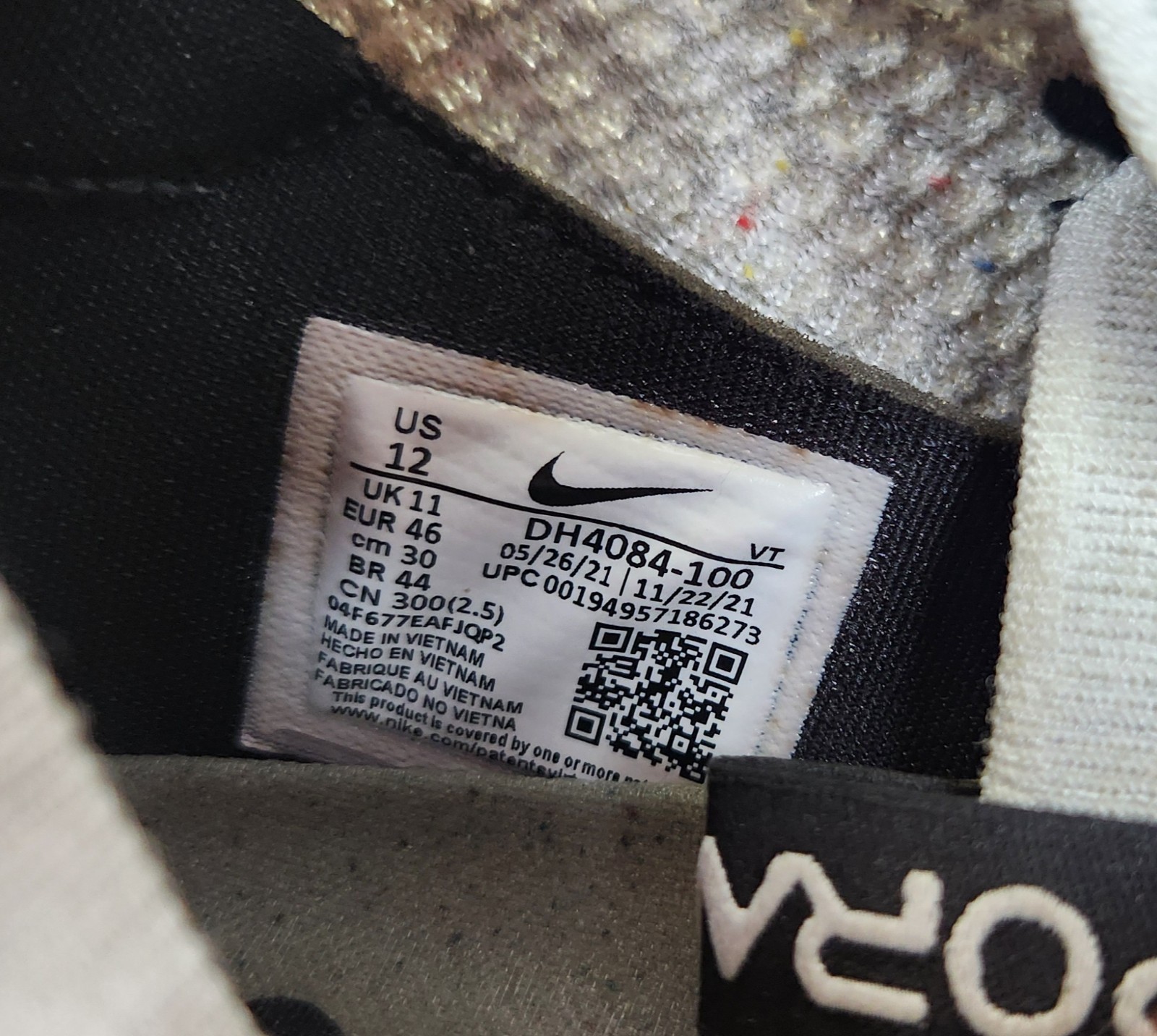nike air vapormax 2021 flyknit low top sneakers gray/white/black dh4084 100 nike air vapormax 2021 flyknit low top sneakers gray/white/black dh4084 100