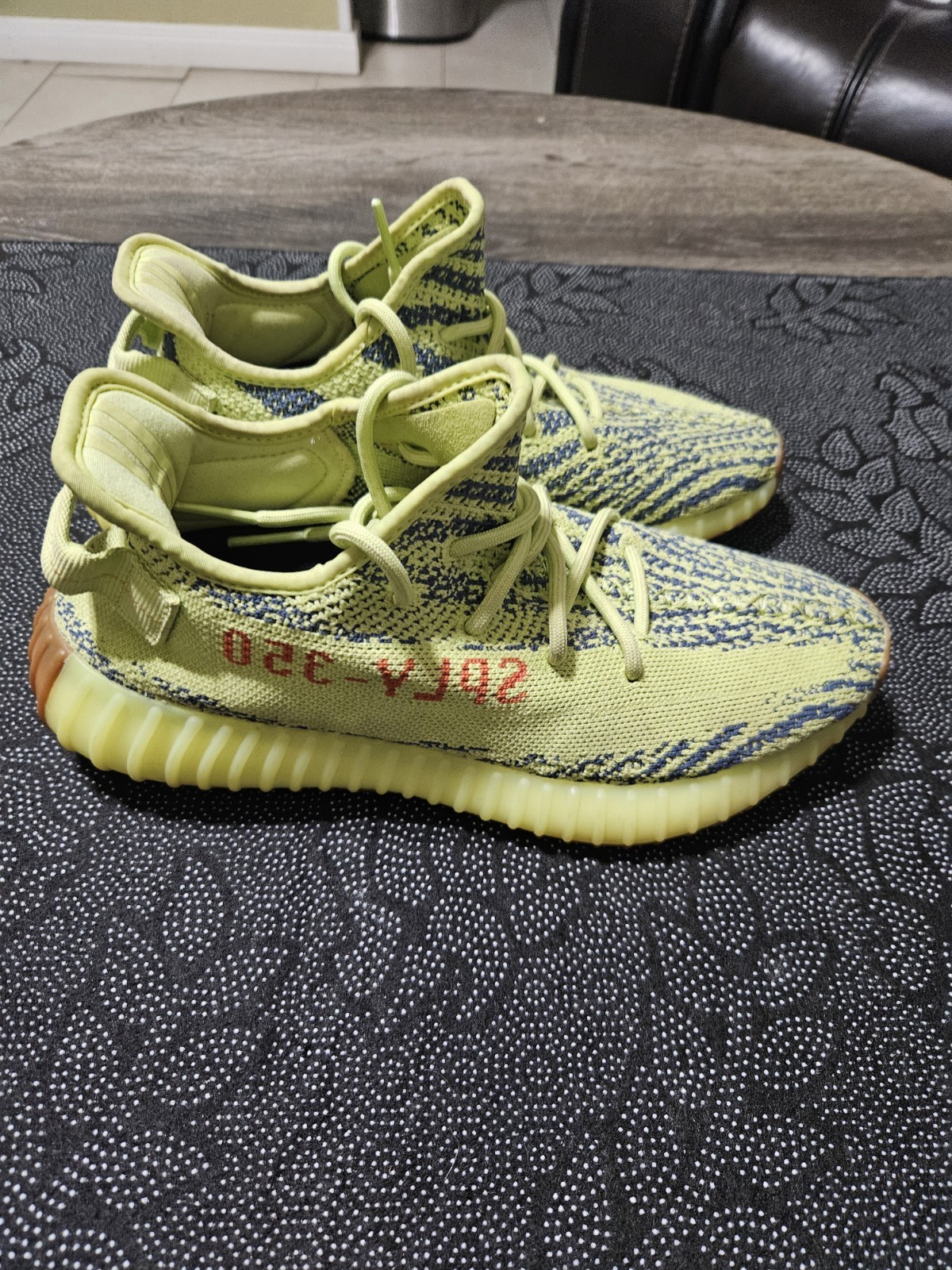 adidas yeezy boost 350 v2 semi frozen yellow (no insoles) mens 8.5 adidas yeezy boost 350 v2 semi frozen yellow (no insoles) mens 8.5