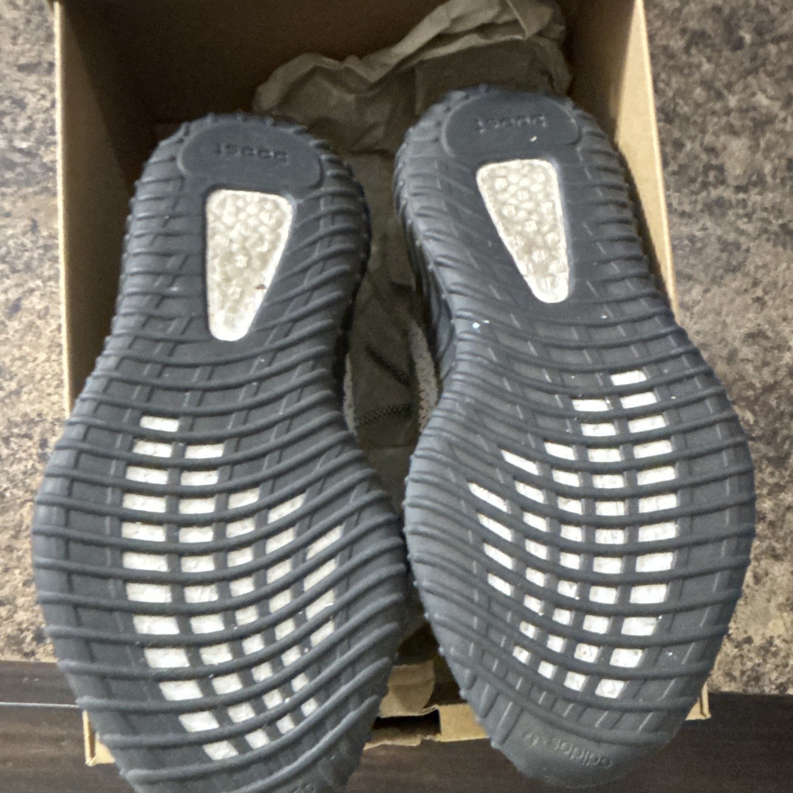 adidas yeezy boost 350 v2 carbon beluga gray/orange low top sneakers hq7045 adidas yeezy boost 350 v2 carbon beluga gray/orange low top sneakers hq7045