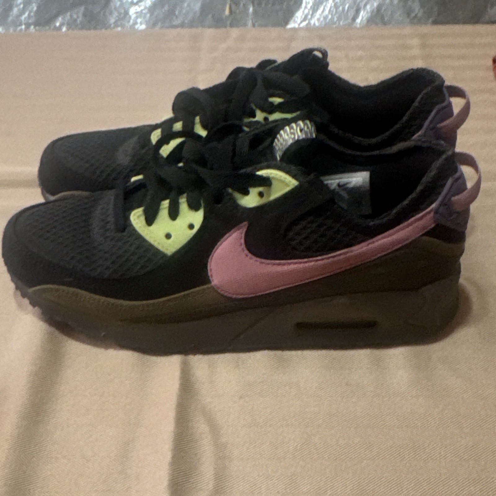 nike men’s air max terrascape 90 black pink swoosh sneakers dm0033 003 nike men’s air max terrascape 90 black pink swoosh sneakers dm0033 003