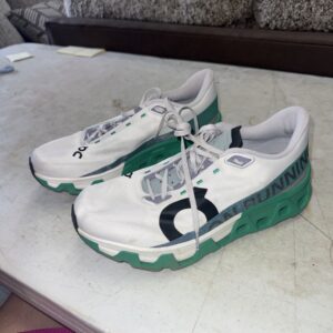 on cloud monster hyper mens size 11 medium sneakers 3me10131560