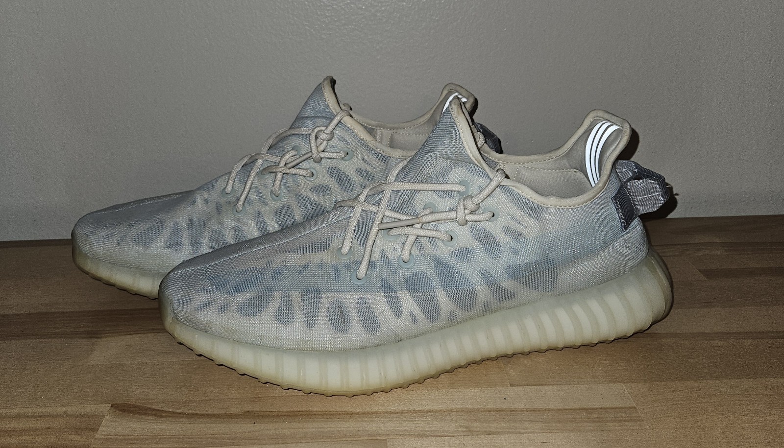 adidas yeezy boost 350 v2 mono ice size 13 adidas yeezy boost 350 v2 mono ice size 13