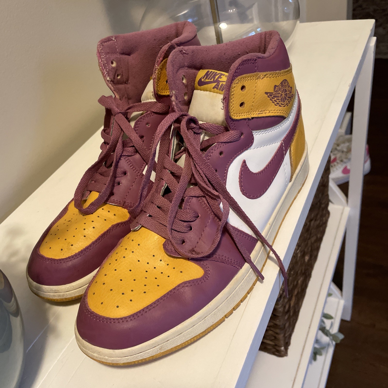 nike air jordan 1 retro high og sneakers purple & yellow mens size 11 nike air jordan 1 retro high og sneakers purple & yellow mens size 11