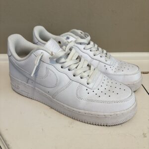 nike air force one mid men's leather sneakers triple white size 9.5 us