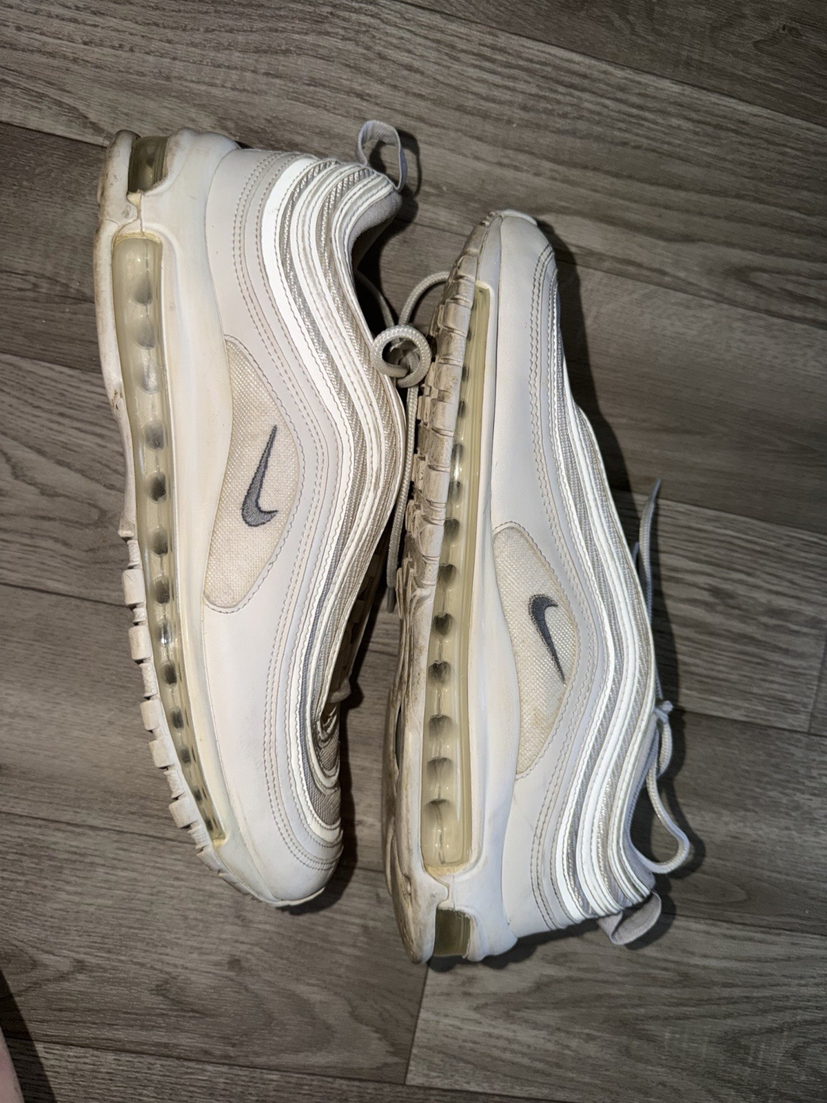nike air max 97 low top lace up sneakers white/wolf grey black 921826 101 nike air max 97 low top lace up sneakers white/wolf grey black 921826 101