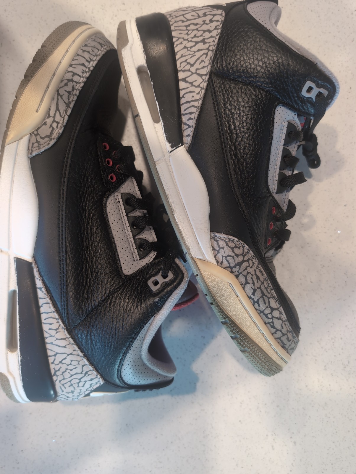 nike air jordan 3 retro og mid black cement 854262 001 size 11 2017 release nike air jordan 3 retro og mid black cement 854262 001 size 11 2017 release