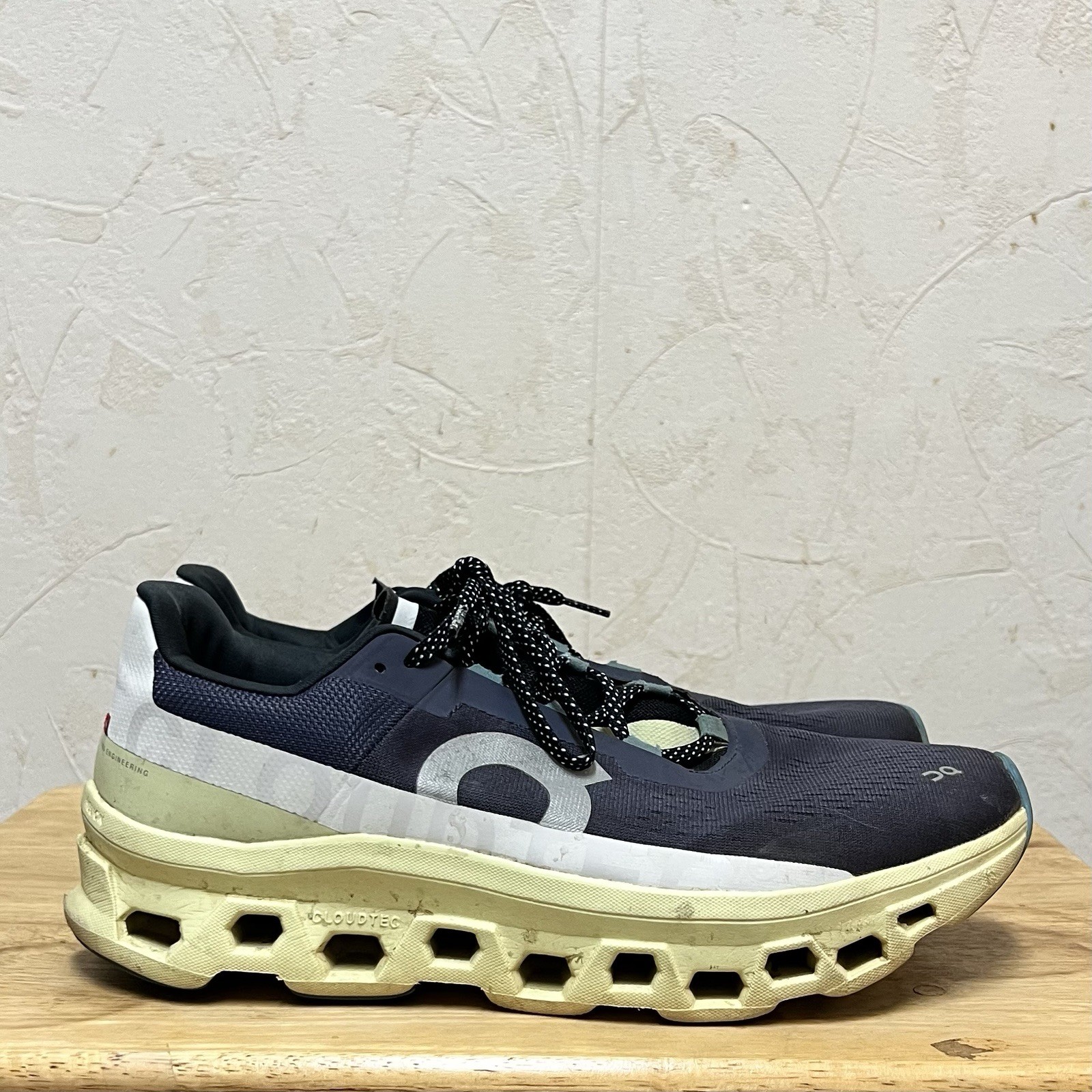 oncloud cloudmonster iron hay running shoes men's size 13 oncloud cloudmonster iron hay running shoes men's size 13