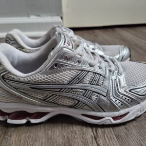 asics gel kayano 14 low top lace up mesh sneaker silver/white/red/black
