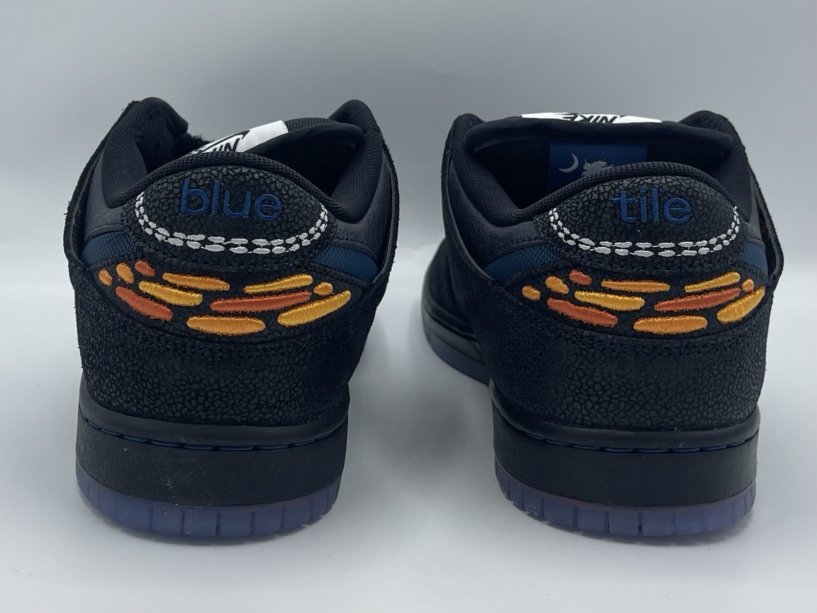 nike sb dunk low pro qs “bluetile skateboards monarch” size 11 mens iq1323 001 nike sb dunk low pro qs “bluetile skateboards monarch” size 11 mens iq1323 001
