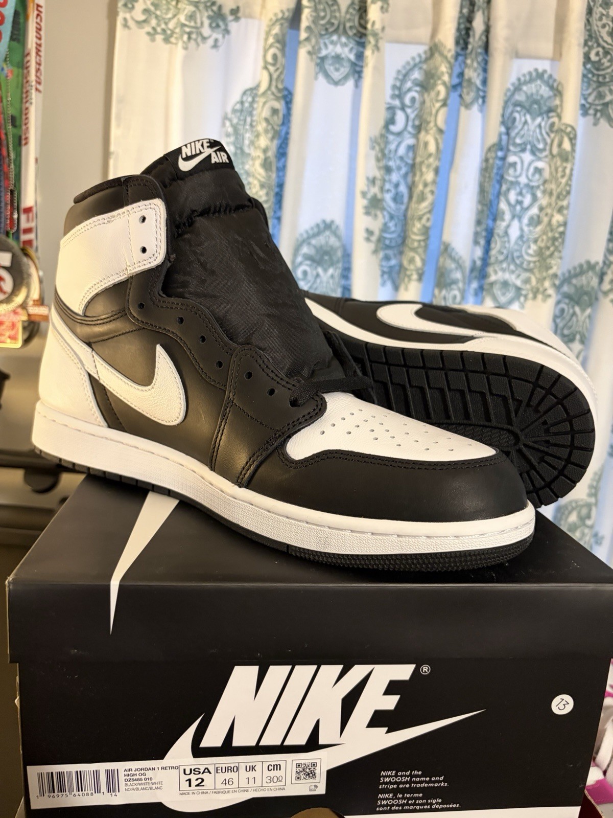 nike air jordan 1 men's colorblock black/white high top lace up leather sneaker nike air jordan 1 men's colorblock black/white high top lace up leather sneaker