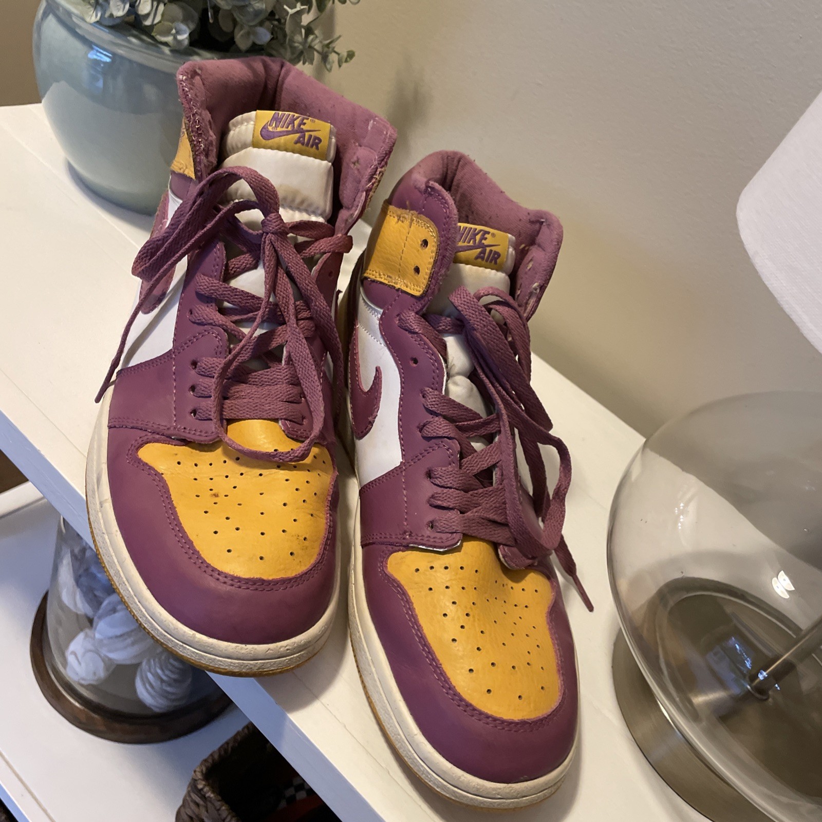 nike air jordan 1 retro high og sneakers purple & yellow mens size 11 nike air jordan 1 retro high og sneakers purple & yellow mens size 11